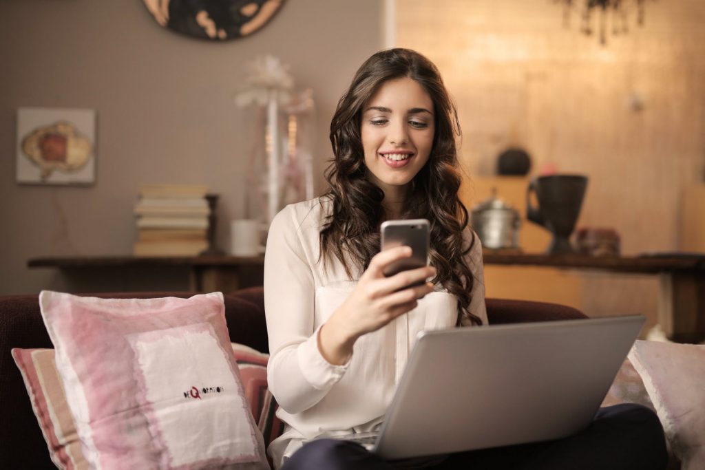 HOW TO MAKE MONEY ONLINE 2019 2 pexels photo 920382