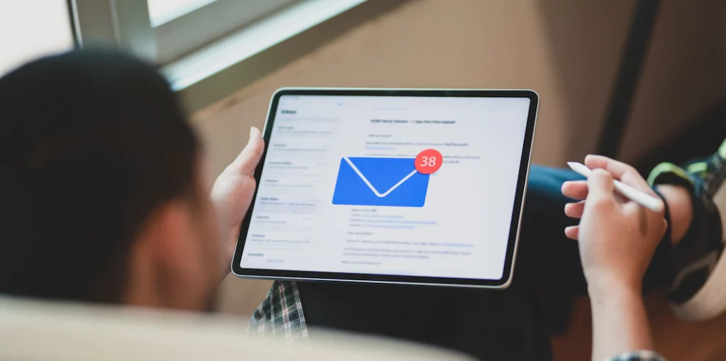 Is Email Marketing Still Valuable in 2022? 3 Is Email Marketing Still Valuable in 2022? 2