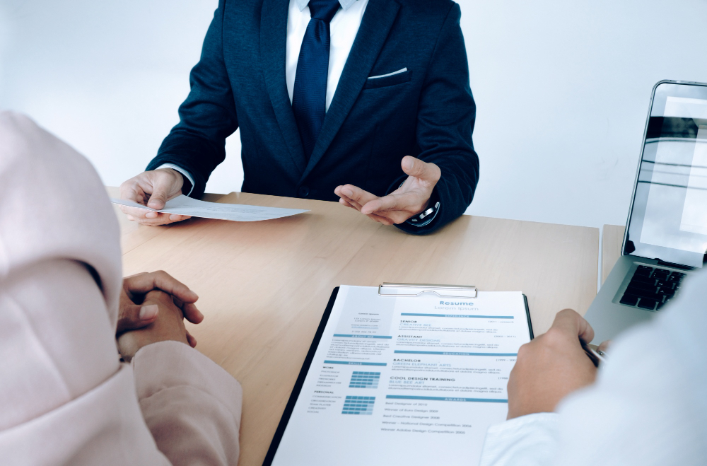 How to Find and Connect with Recruiters on LinkedIn 4 How to Find and Connect with Recruiters on LinkedIn