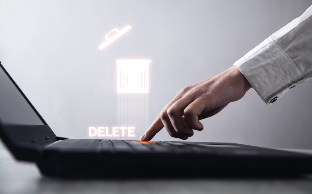 How to Delete People on LinkedIn Without Them Knowing 4 How to Delete People on LinkedIn Without Them Knowing 3
