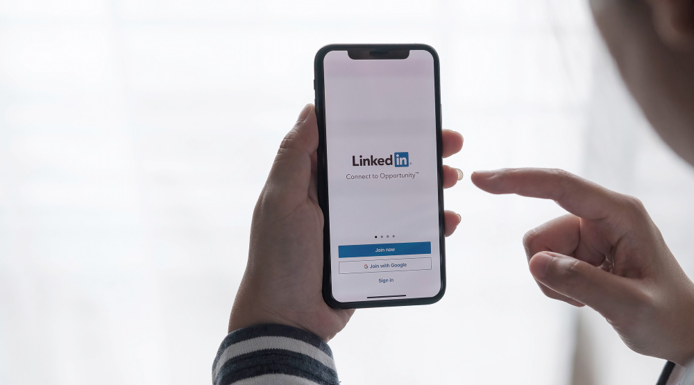 What Does 2nd Mean on LinkedIn? A Comprehensive Guide 2 What Does 2nd Mean on LinkedIn? A Comprehensive Guide 1