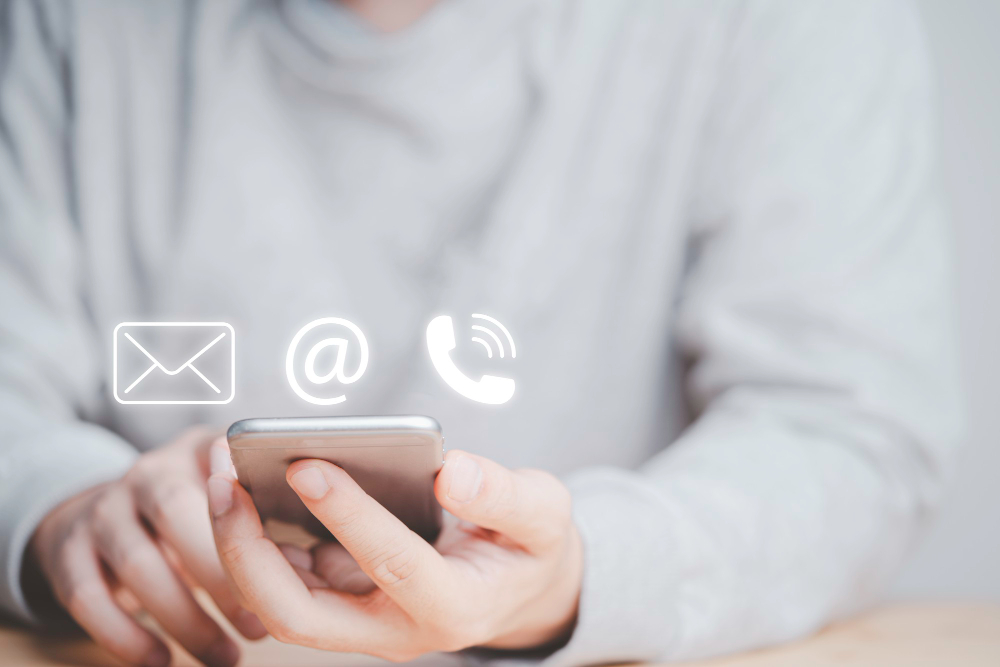 How to View LinkedIn Profiles Privately: Protect Your Personal Information 3 How to View LinkedIn Profiles Privately: Protect Your Personal Information 2