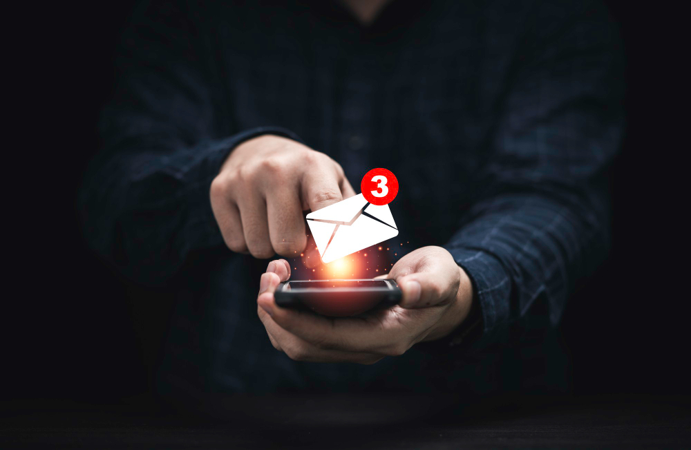 How to Change Your LinkedIn Email Address 3 How to Change Your LinkedIn Email Address 2