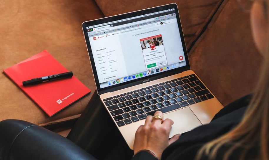 How to Find Your Saved Jobs on LinkedIn: A Comprehensive Guide 3 How to Find Your Saved Jobs on LinkedIn: A Comprehensive Guide 2