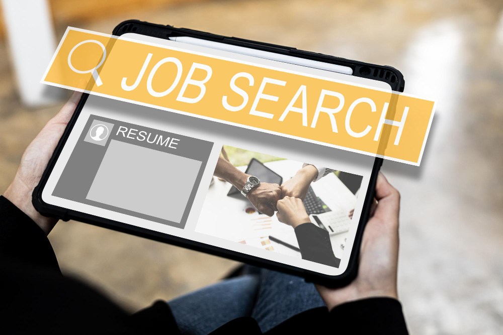 How to let recruiters know you are open on Linkedin 4 How to let recruiters know you are open on Linkedin 3