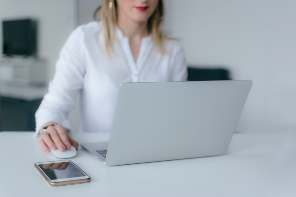 Linkvertise Review 2023: Read This Before Entering (Is it Legit?) 5 Woman Using Silver Laptop