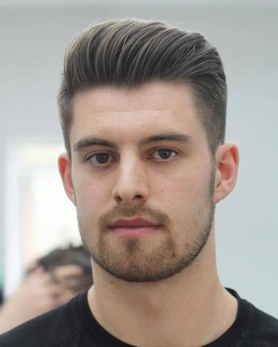 Best Trending Oval Face Hairstyle For Men