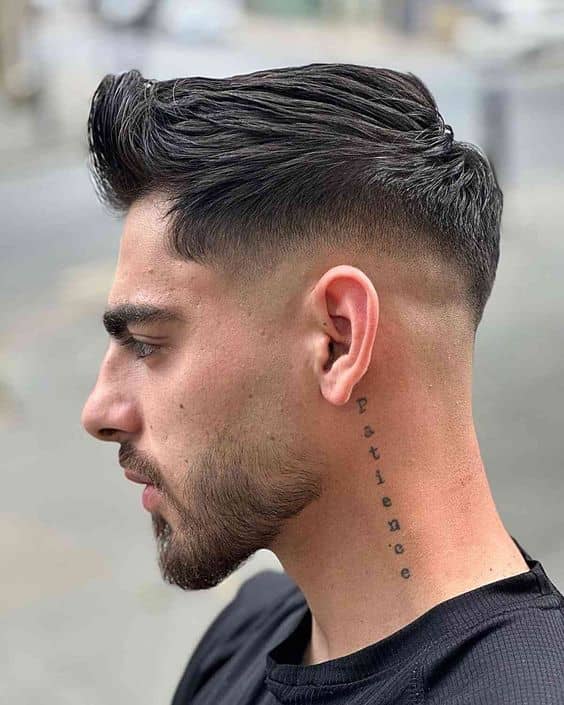 Best Trending Oval Face Hairstyle For Men 9