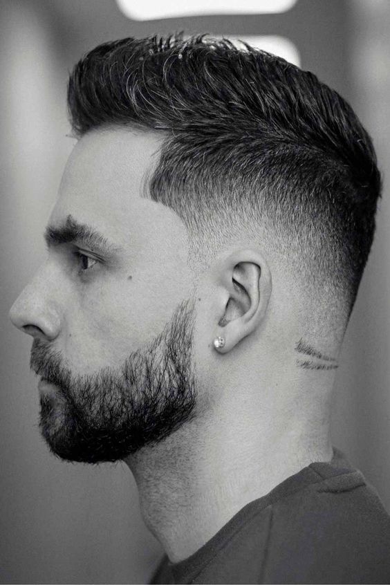 Mid Taper Fade Edge Up